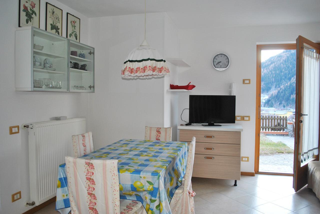 Villetta Con Giardino E Panorama Apartment Carisolo Luaran gambar